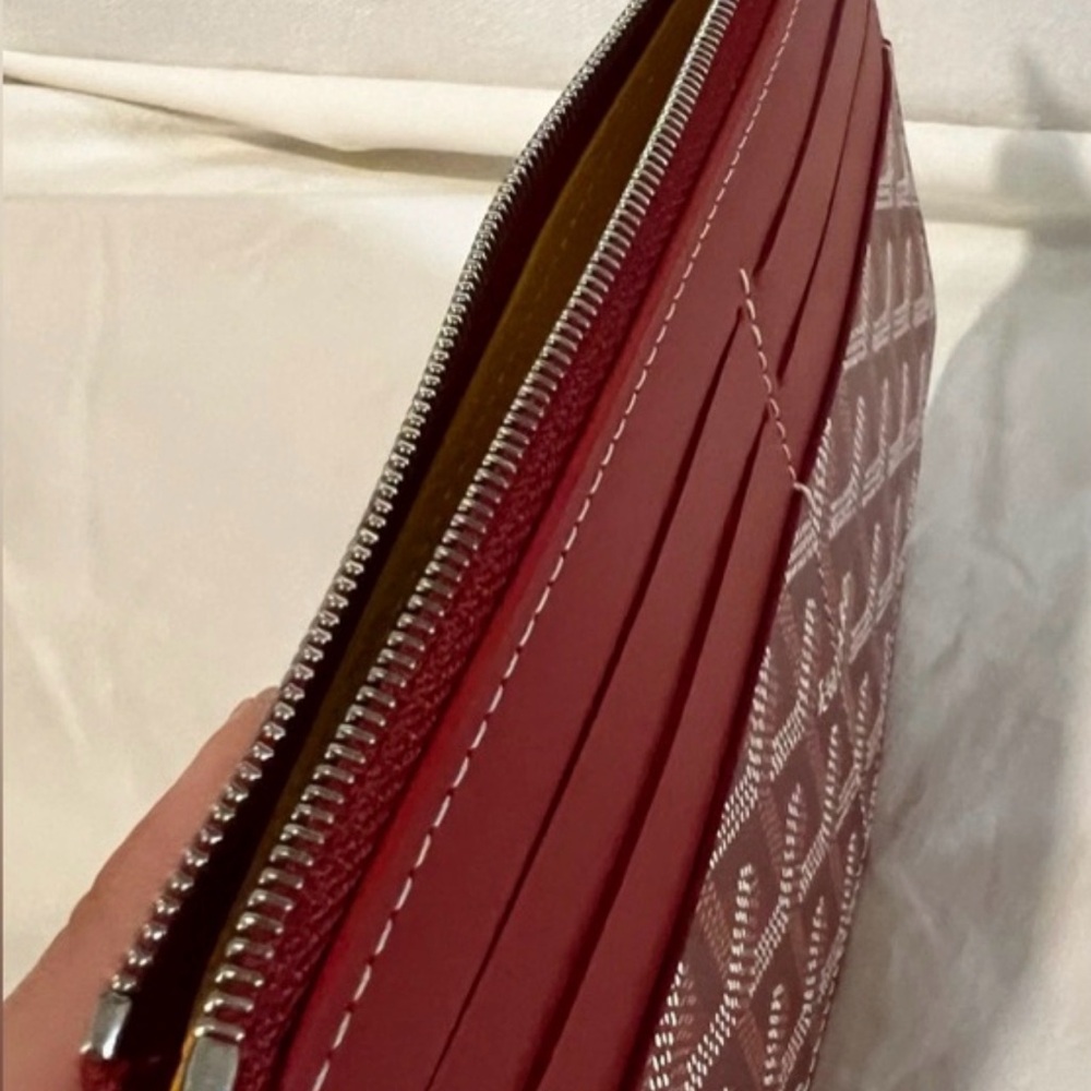BRAND NEW GOYARD
LOUISE WALLET CLUTCH - Picture 7 of 9